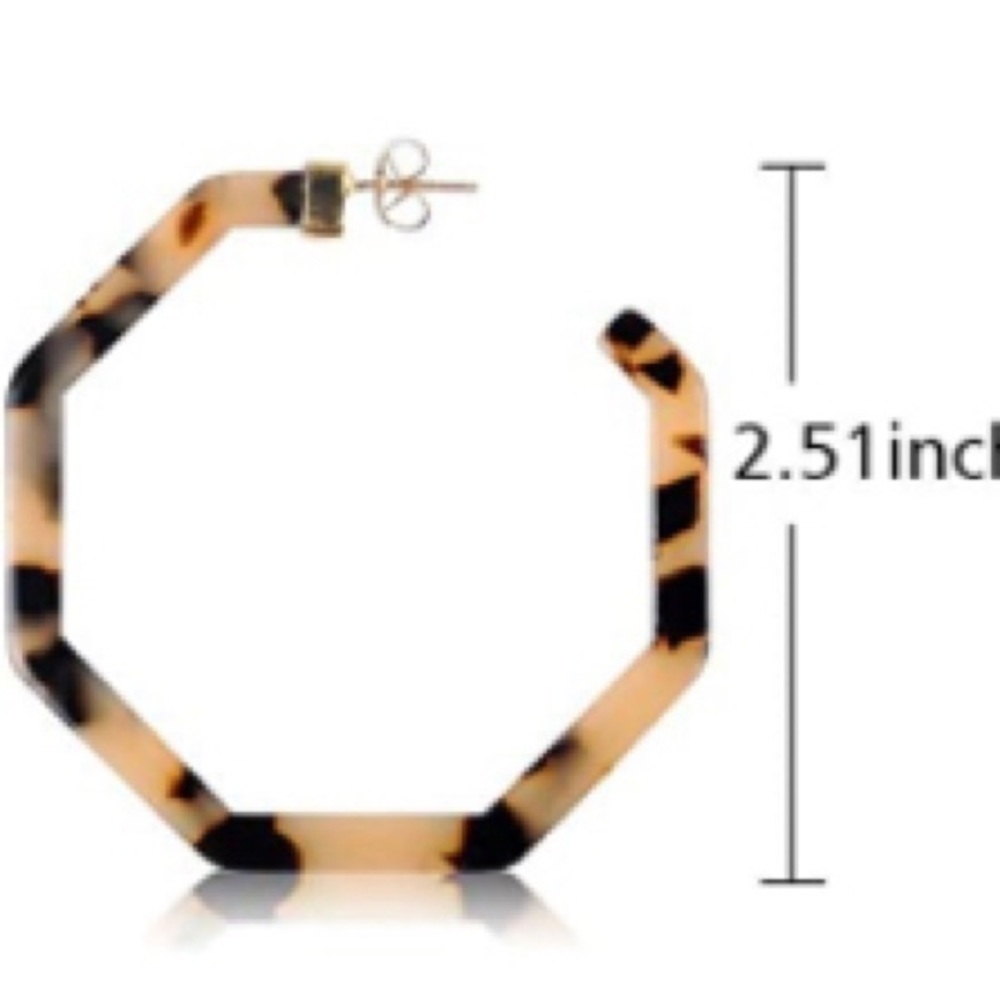 𝅺NEW in package Tortoise Resin Geometric Hoops